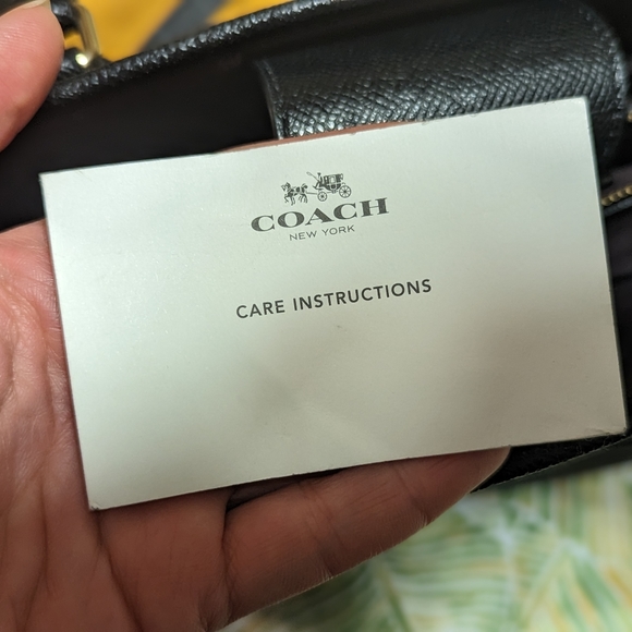 COACH MARGOT CARRYALL IN CROSSGRAIN LEATHER BLACK - Picture 5 of 7